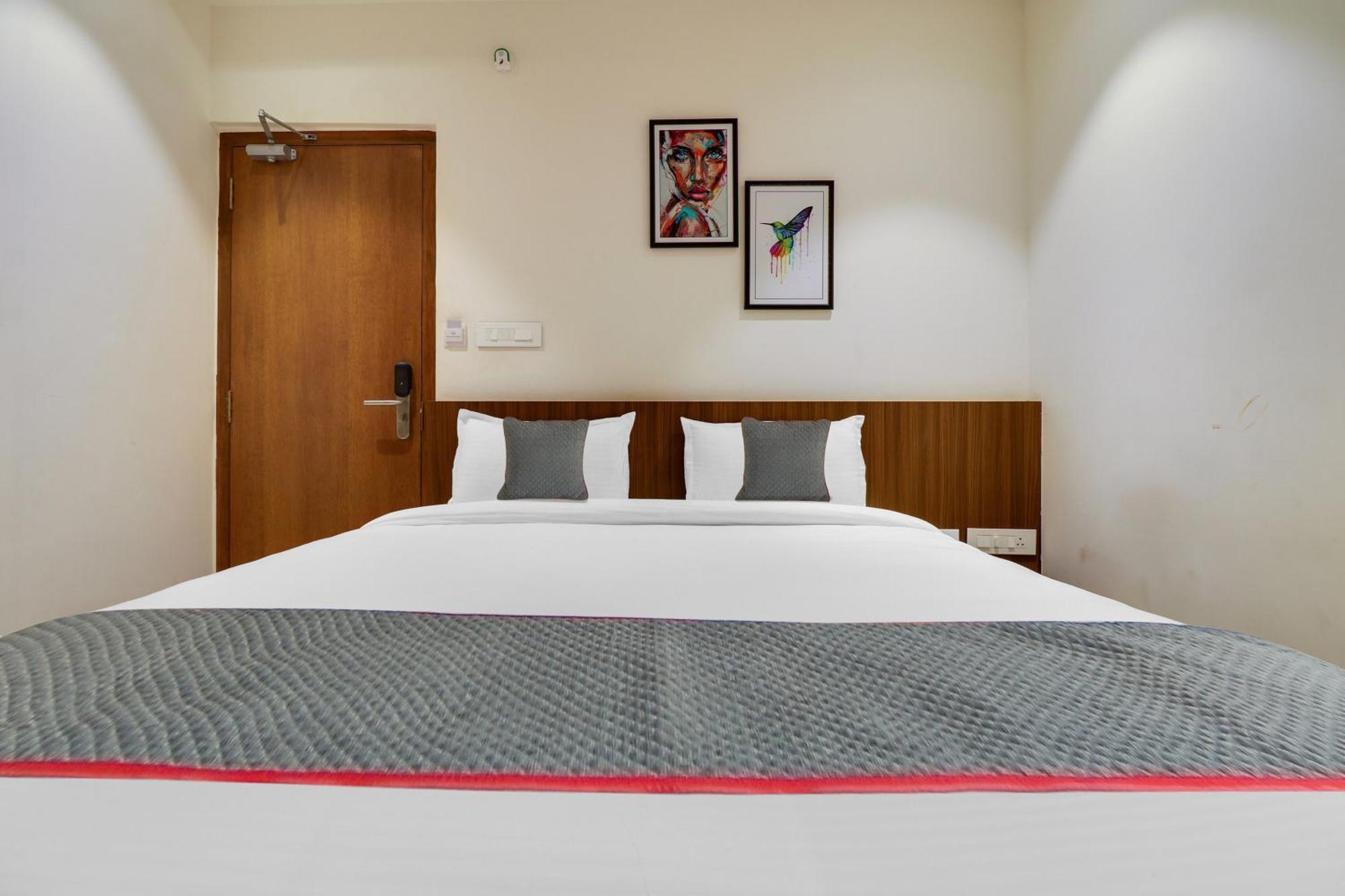 Super Townhouse Rcc Lamps Hotel Visakhapatnam Exterior foto