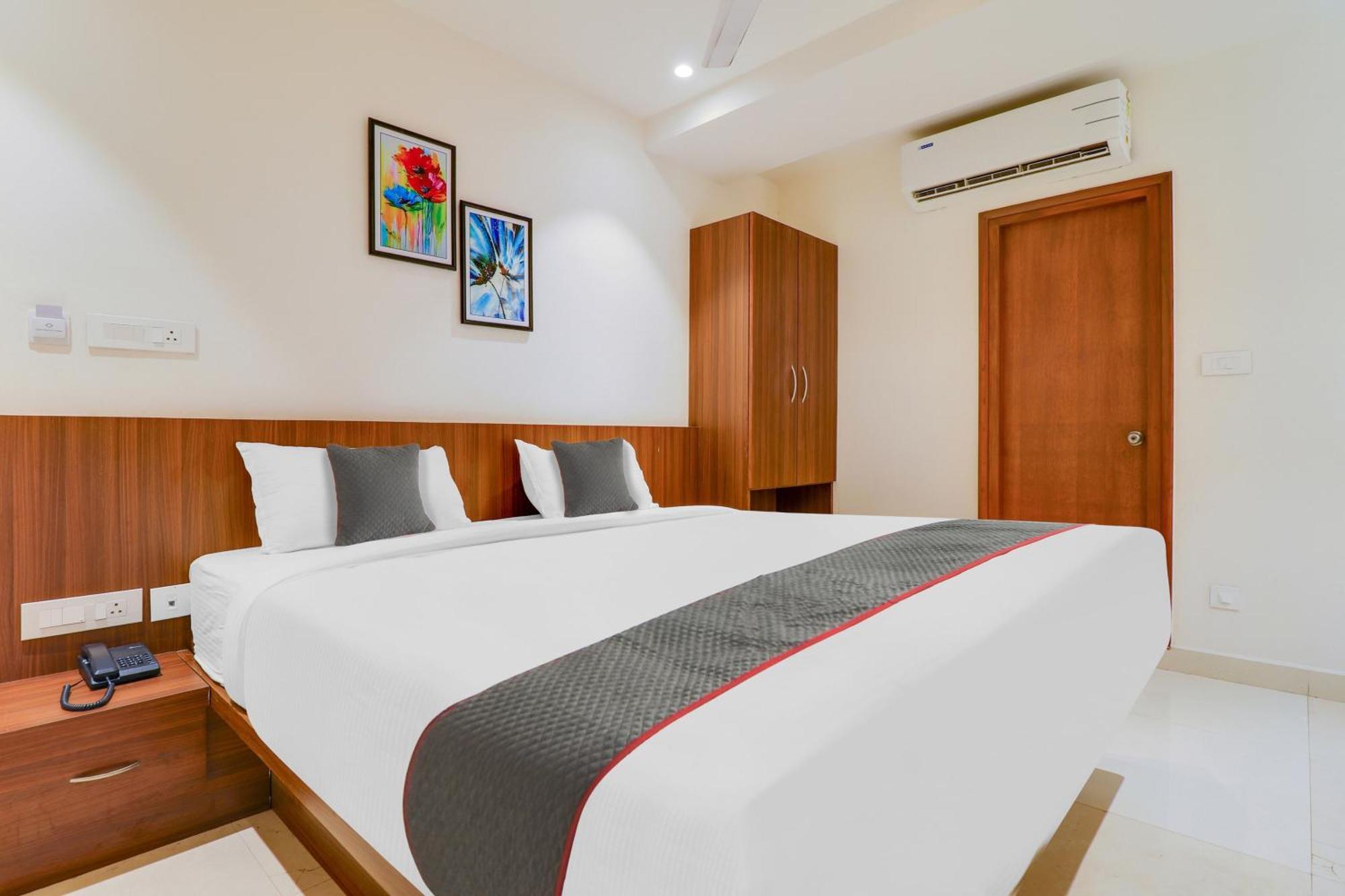 Super Townhouse Rcc Lamps Hotel Visakhapatnam Exterior foto