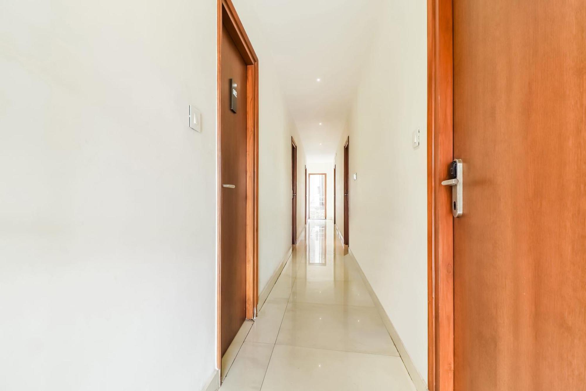 Super Townhouse Rcc Lamps Hotel Visakhapatnam Exterior foto